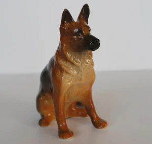 PORCELAIN Figurine DOG SHEPERD - Picture 1 of 1