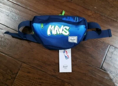 HERSCHEL NBA 达拉斯·马维里克 "城市版" FANNY 包 / 钱包 * 全新 * 罕见 — 第 1/4 张图片