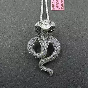 NWT! Betsey Johnson Pendant Necklace Snake Serpent Cobra Silver GREEN Crystals - Picture 1 of 5