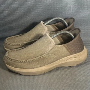 Zapatos sin cordones Skechers manos libres calce relajado Parson Dewitt color topo para hombre talla 10,5” - Imagen 1 de 9