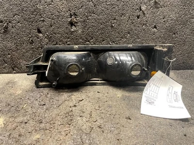 Used Driving Light fits: 2003 Chevrolet Silverado 2500 pickup Fog-Driving bumper Foto 1 de 4