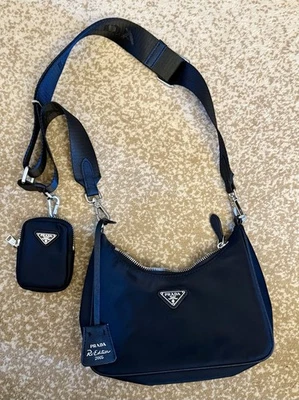 Bolso Bandolera Prada Re-Edition 2005 Nylon Negro Foto 1 de 4