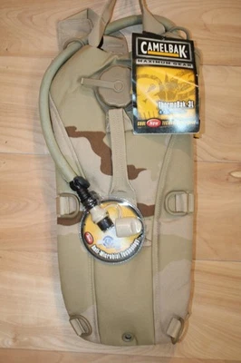 Paquete de hidratación Camelbak Thermobak 3L Maximum Gear DCU Desert Camo Nuevo con etiquetas Foto 1 de 4