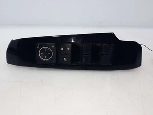 7423253230 LEFT FRONT POWER WINDOW SWITCH / 7423253230 / 1508045 FOR LEXUS IS 30 - Picture 1 of 10