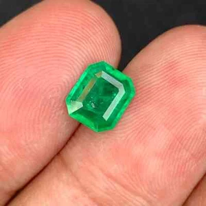 Natural Cut 1.46 Carat Swat Green Emerald Emerald Faceted Loose Gemstone - Picture 1 of 5