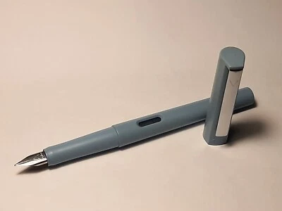 Geha Fashion Füller in graublau - Bild 1 von 4