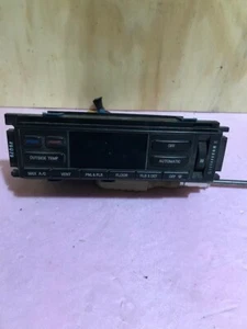 1995-1996 LINCOLN MARK VIII  Electronic AC/Heater Climate Control F5LH-19C933-AE - Picture 1 of 3