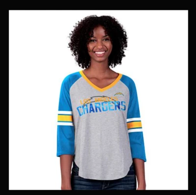 NUEVO Top Oficial de Los Angeles Chargers NFL Star Club Manga 3/4 Béisbol Cuello en V Foto 1 de 2