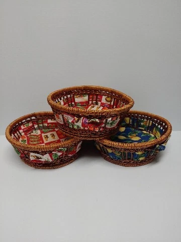 Vintage (3) Round Woven Baskets Fruit Vegetable Lemons Fabric Lined Cover