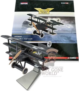 FOKKER DR.I TRIPLANE, FUERZAS AÉREAS JASTA 7 JOSEF JACOBS - CORGI AA38301 1/48 - Imagen 1 de 6