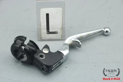 2002 Harley Road King 离合器鲈鱼夹 + 扳机手柄杆 — 第 1/4 张图片