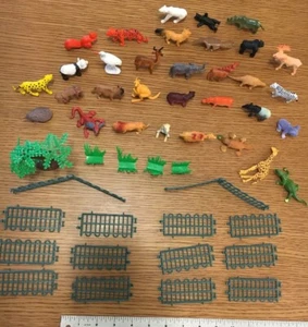 Bag of Wild animal kingdom Figures Model Toys New Plastic 53 pieces, zoo animals - Picture 1 of 11