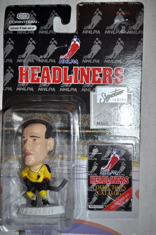 1997-98 MARK MESSIER VANCOUVER CANUCKS NHL HOCKEY HEADLINER FIGURE NIB Cover
