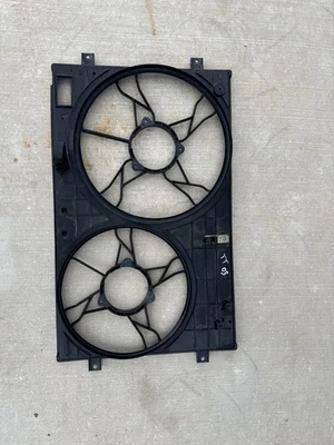 Audi TT MK1 2003 radiador delantero doble ventilador de refrigeración cubierta cubierta OEM Foto 1 de 4