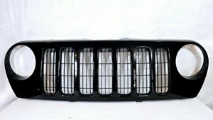 05 06 Jeep Liberty RENEGADE Front Grille Grill OEM Chrysler Mopar JEEP Rare - Picture 1 of 24