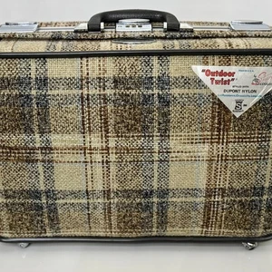 Vintage Skyway Plaid Tweed Suitcase - Picture 1 of 23