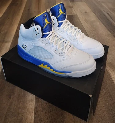 NIKE AIR JORDAN V 5 RETRO OG LANEY Talla 12 Blanco Amarillo Azul 136027-189 NUEVO Foto 1 de 4