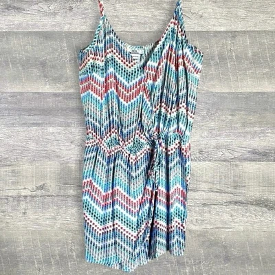 JOE B Surplice Cuello en V Tanque Mameluco Juniors M Chevron Multicolor Rayas Skort  Foto 1 de 4