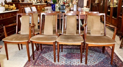 Juego de 8 sillas de comedor tapizadas de madera de teca Mid Century G Plan Foto 1 de 4