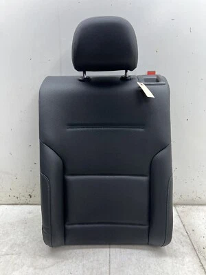 Volkswagen Golf 2015-2018 OEM asiento superior trasero izquierdo con reposacabezas negro Foto 1 de 4