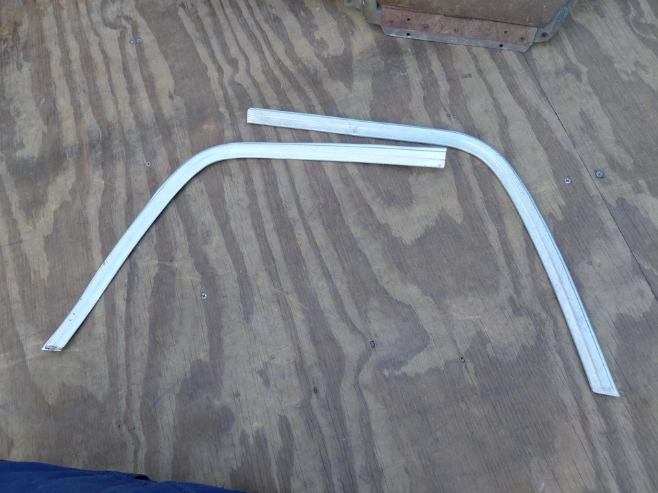 Marco de puerta Chevrolet El Camino 1964-1967 moldura de aluminio derecha izquierda OEM usado Foto 1 de 4