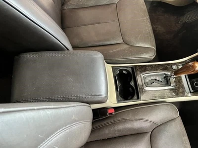 Consola piso delantero compatible con 07-08 DTS 104683041 Foto 1 de 4