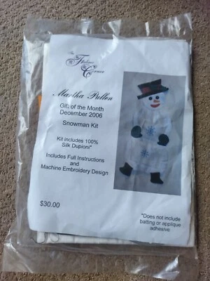 THE FABRIC CORNER MARTHA PULLEN SNOWMAN KIT 2006 GIFT OF MONTH - Image 1 of 4