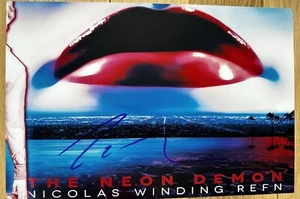 Director Nicolas Winding Refn signed 8X12 Photo - Drive, Neon Demon - Proof - Picture 1 of 2