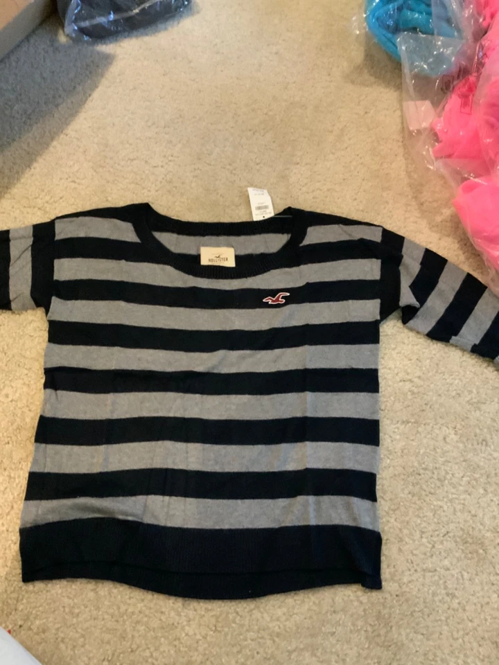 Sudadera con capucha a rayas Hollister azul y gris Foto 1 de 1