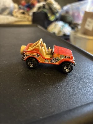 1990 Hotwheels Jeep Pink.                 203 - Image 1 of 4