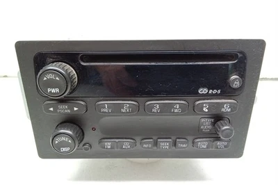 03 2003 Chevy GMC S10 Sonoma reproductor de CD receptor de radio fabricante de equipos originales Foto 1 de 4