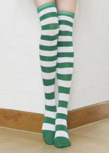 Gestreifte grün-weiße Overknee lange Socken Elfe St. Patricks Day Mode - Bild 1 von 3
