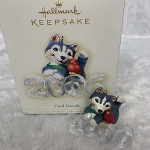 Hallmark Keepsake Ornament Cool Decade Husky Puppy 2006 Red Bird Christmas - Picture 1 of 4