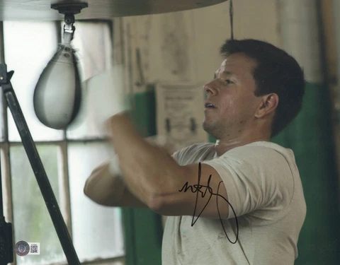 MARK WAHLBERG SIGNED AUTOGRAPH 11X14 PHOTO THE FIGHTER BAS BECKETT Cover