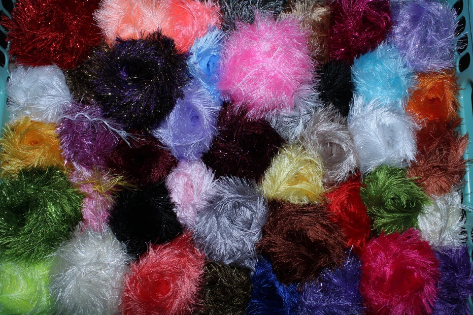 ANGEBOT 500 g Fransengarn Ayda Fransenwolle freie Farbwahl viele neue Farben - Bild 1 von 1