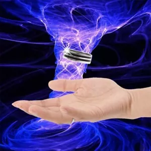 Spielen Sie schwimmend Effekt von Unsichtbarem Schwebender Ring Zaubertricks - Bild 1 von 5