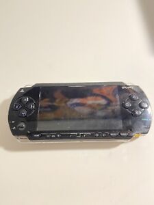 Sony PSP-1001 Playstation Portable Console For Parts/ Repairs