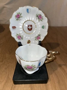 Juego de tazas y platillos de porcelana vintage Suiza recuerdo  - Imagen 1 de 7