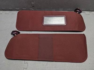 Chevy C/K Truck Suburban Tahoe Yukon 1988-1998 rojo oscuro parasoles par de viseras Foto 1 de 4