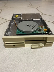 Altes Sankyo Diskettenlaufwerk Floppy Laufwerk Nicht Getestet - Photo 1/12