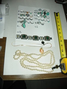 38 teiliges Schmuck Konvolut - Ringe -etc- *WUNDERSCHÖN* - Bild 1 von 8