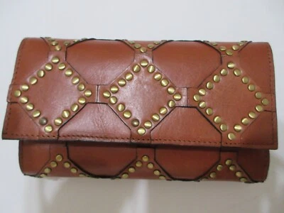 Cartera de Cuero Tachonado Patricia Nash Terresa Diamantes Tostadas Delgada Doble Pliegue Nueva con Etiquetas Foto 1 de 4