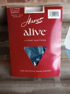 Vintage Pantyhose Hanes Alive Support Sz A Classic Navy Style 810 Reinforced Toe - Picture 1 of 2