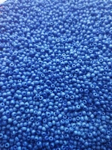 Opaque Cheyenne Blue GLASS SEED BEADS AFRICAN INDIAN TRADE MURANO VINTAGE - Picture 1 of 7