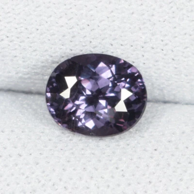 1.30 ct SHIMMERING RARE NATURAL COLOR CHANGE GARNET Oval GEMSTONE See Vdo 80D EB - Image 1 of 3