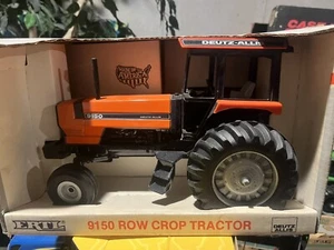 1991 Deutz Allis 9150 1/16 scale Tractor in original box. Row Crop 2wd - Picture 1 of 3