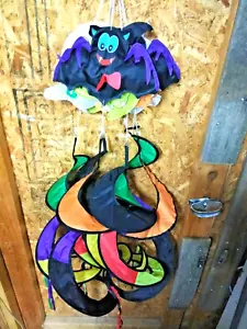 6x Decoraciones de Halloween Colgantes Bruja Murciélago Fantasma Casa Utilería Interior Rizado Q's - Imagen 1 de 5