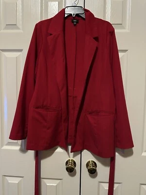 Blazer Mossimo Juniors rojo con cinturón y bolsillos XXL Foto 1 de 4