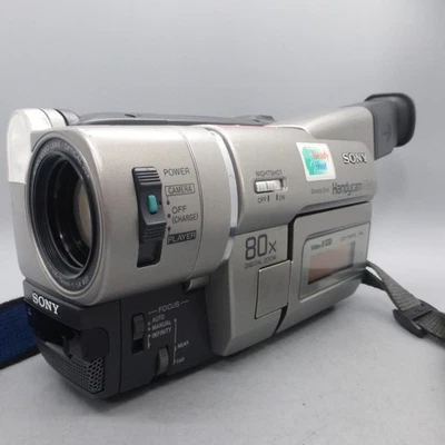 Sony Handycam CCD-TRV57E Handheld Video Hi8 XR Camcorder Silver Tested - Image 1 of 4