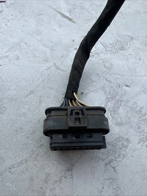 MERCEDES-BENZ C CLASS W204 FRONT BUMPER WIRING HARNESS PDC Plug A0001532122 - Image 1 of 4